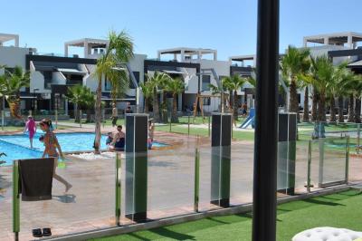 Top Leilighet i Oasis Beach La Zenia 4 Nº 116 in España Casas