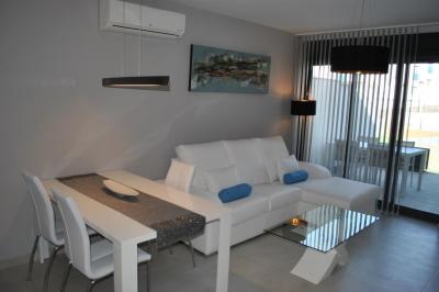 Penthouse in Oasis Beach Punta Prima 8 Nº 030 in España Casas