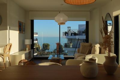 Allonbay Village lägenheter / www.allonbayvillage.com in España Casas
