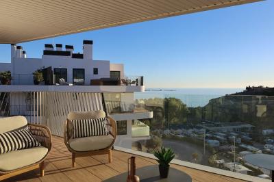 Allonbay Village lägenheter / www.allonbayvillage.com in España Casas