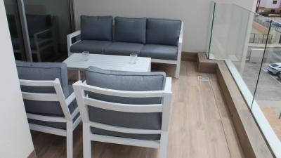 Hyr en takvåning i Residence EMA Villamartin in España Casas